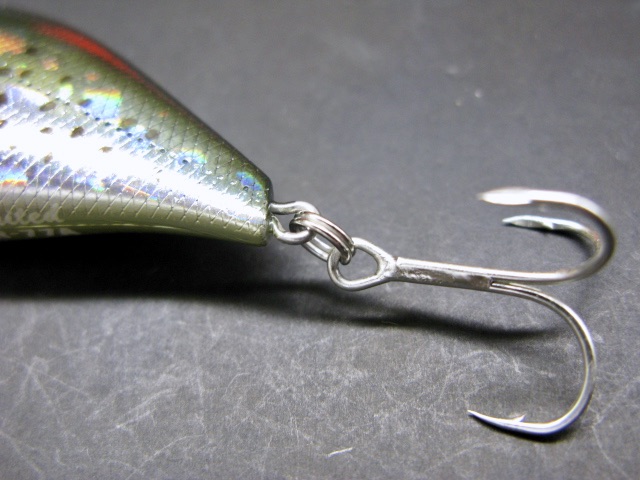 ラトルラッシュ シマノ リップレス 釣れる